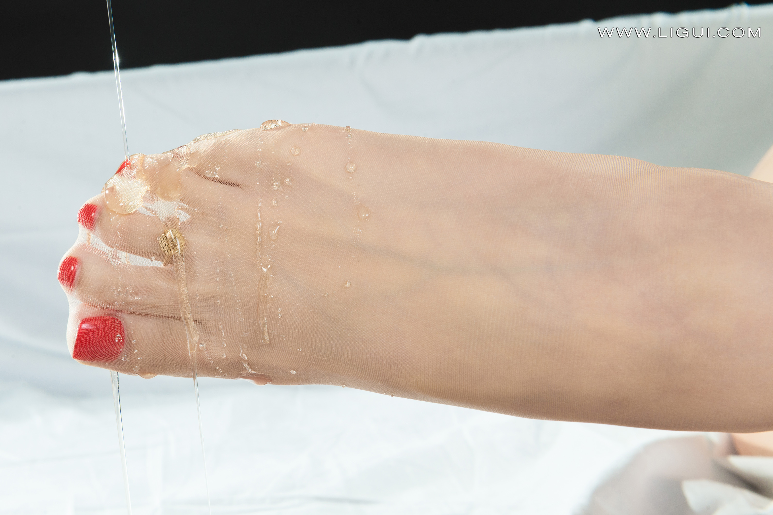 Ligui丽柜 2022.02.22 《蜜香丝颜》心心